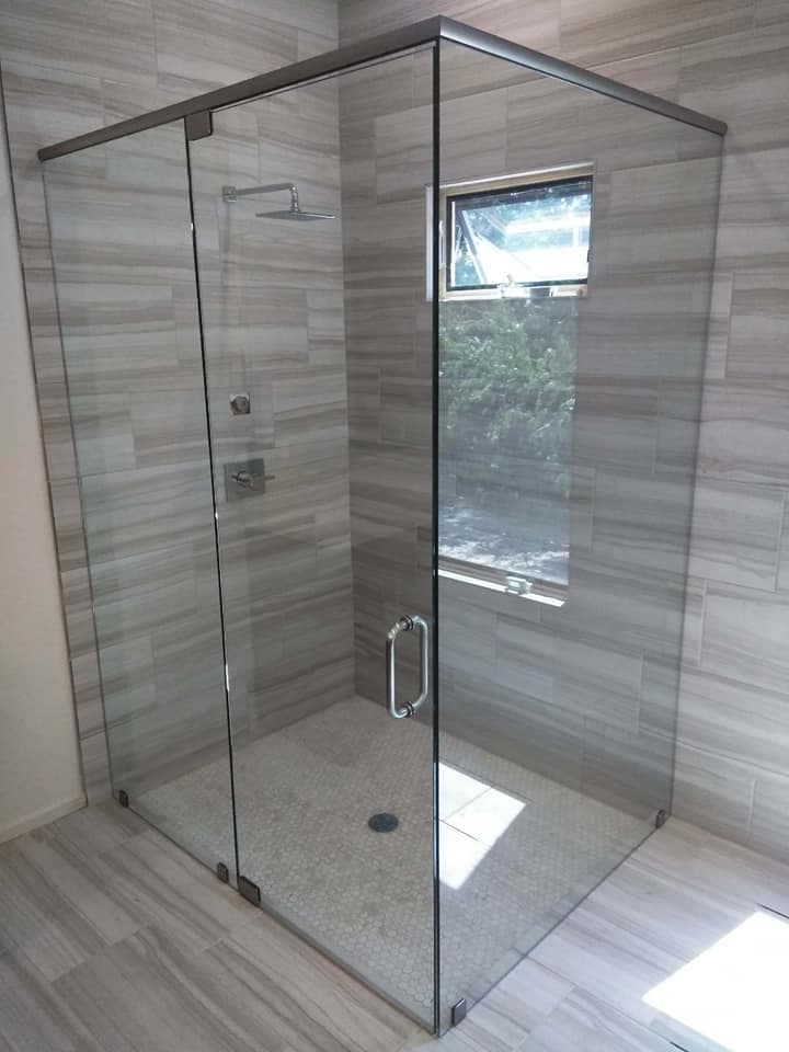 Frameless glass shower install